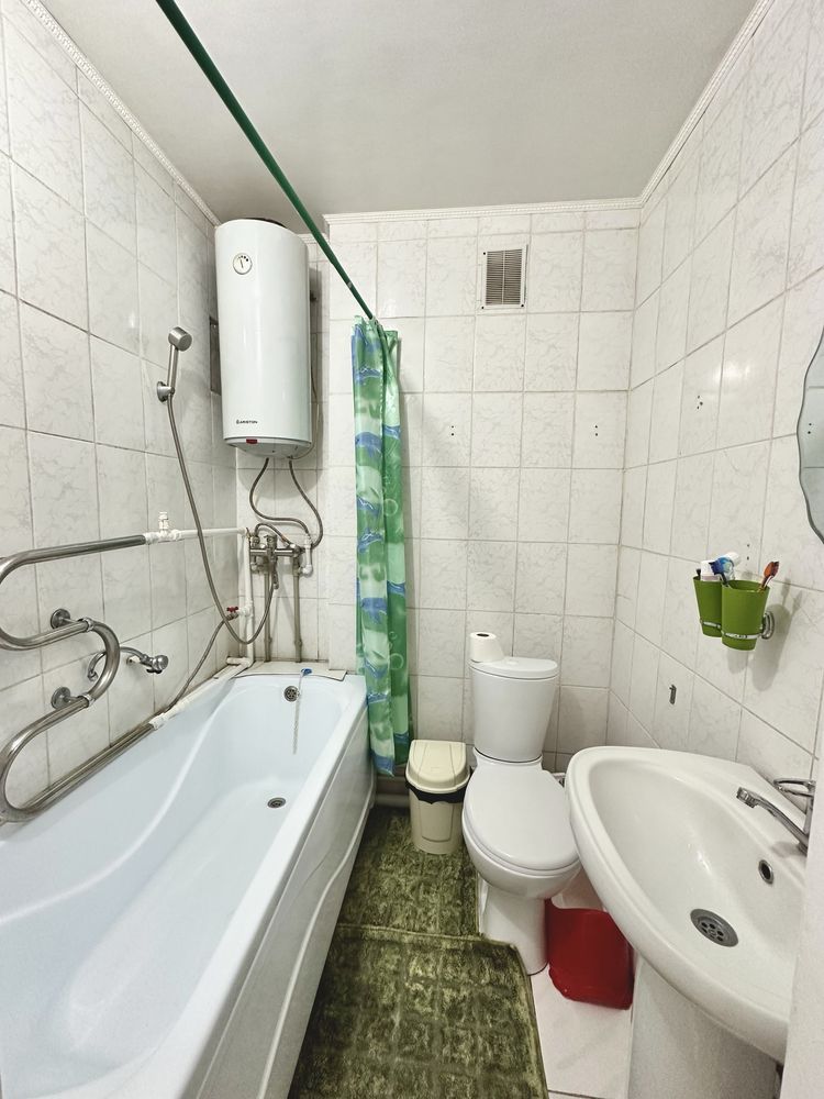 Продам 3-х ком квартиру в центре,Середина 3-и этаж не углавая,с ремонт