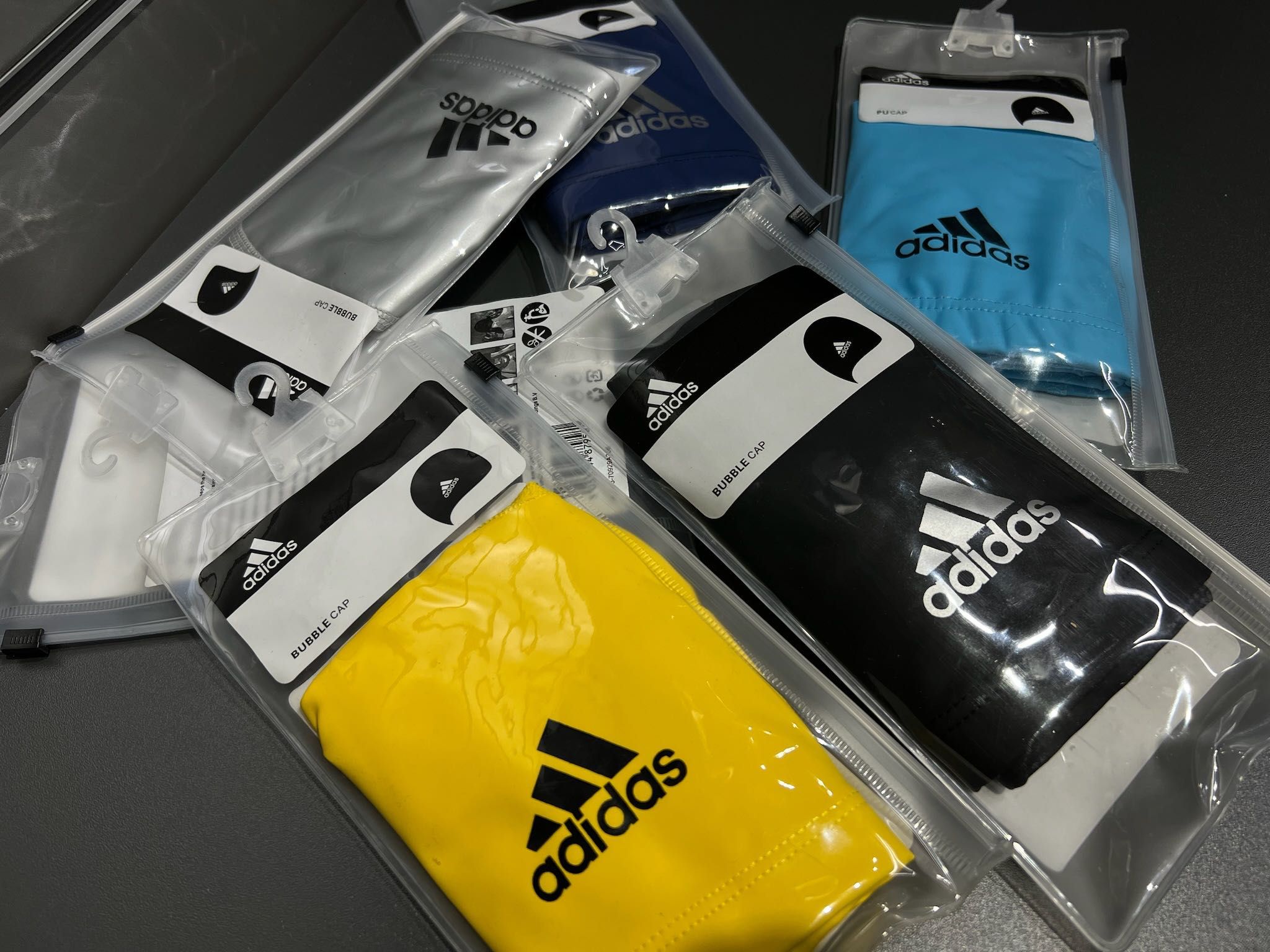 Шапочка для плаванья Adidas мужская в Алматы