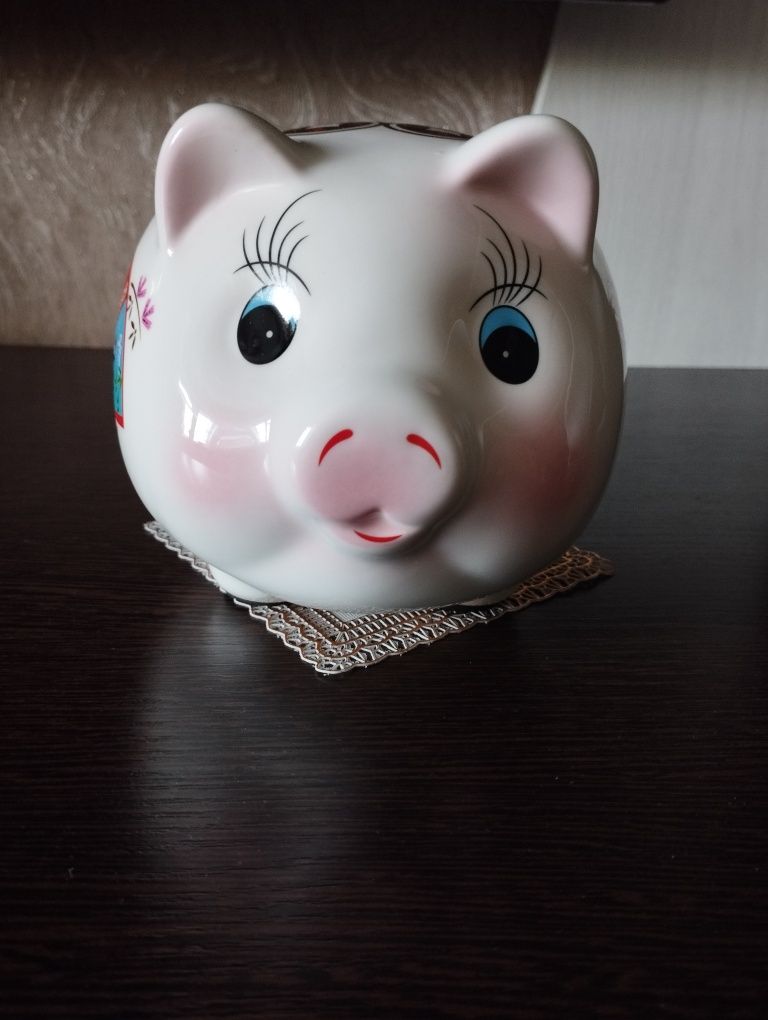 Продам   копилки