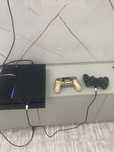Продам playstation 4