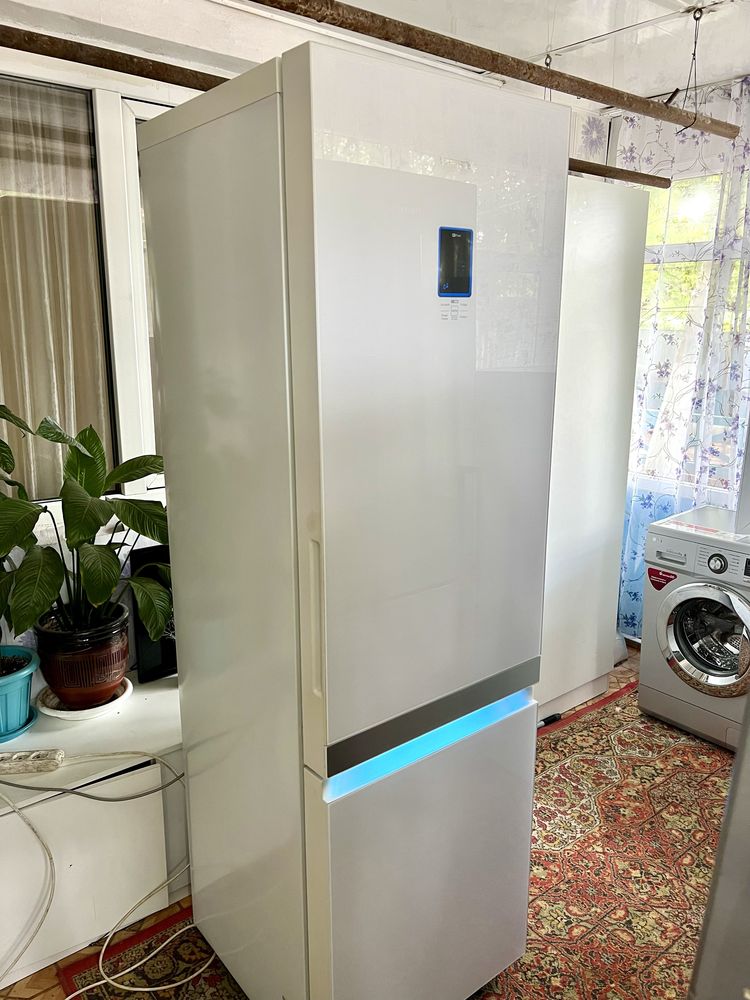 Продам Холодильник Samsung
