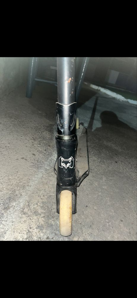 Продаю трюковой самокат limil LMT 01