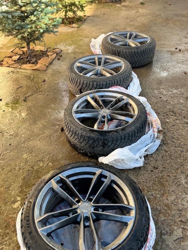 Продам диски R18 dibite 5х114.3 Lexus
