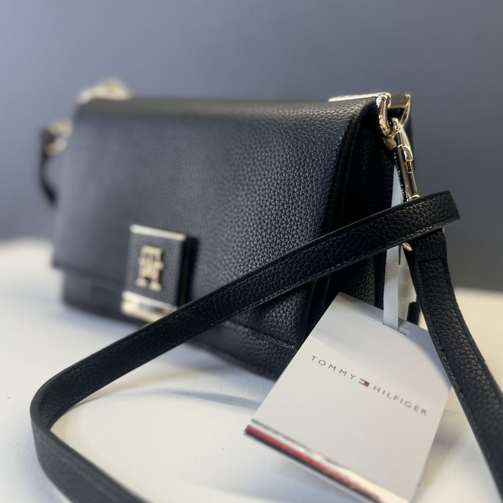 Сумка Tommy Hilfiger черная США