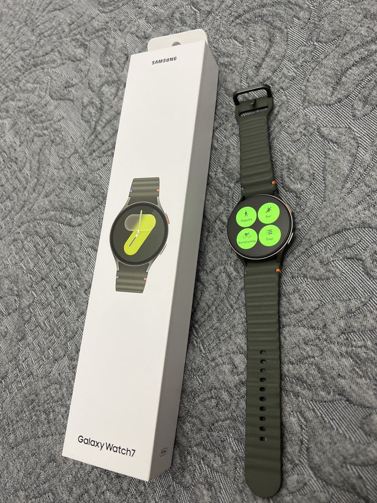 Часы Galaxy Watch7