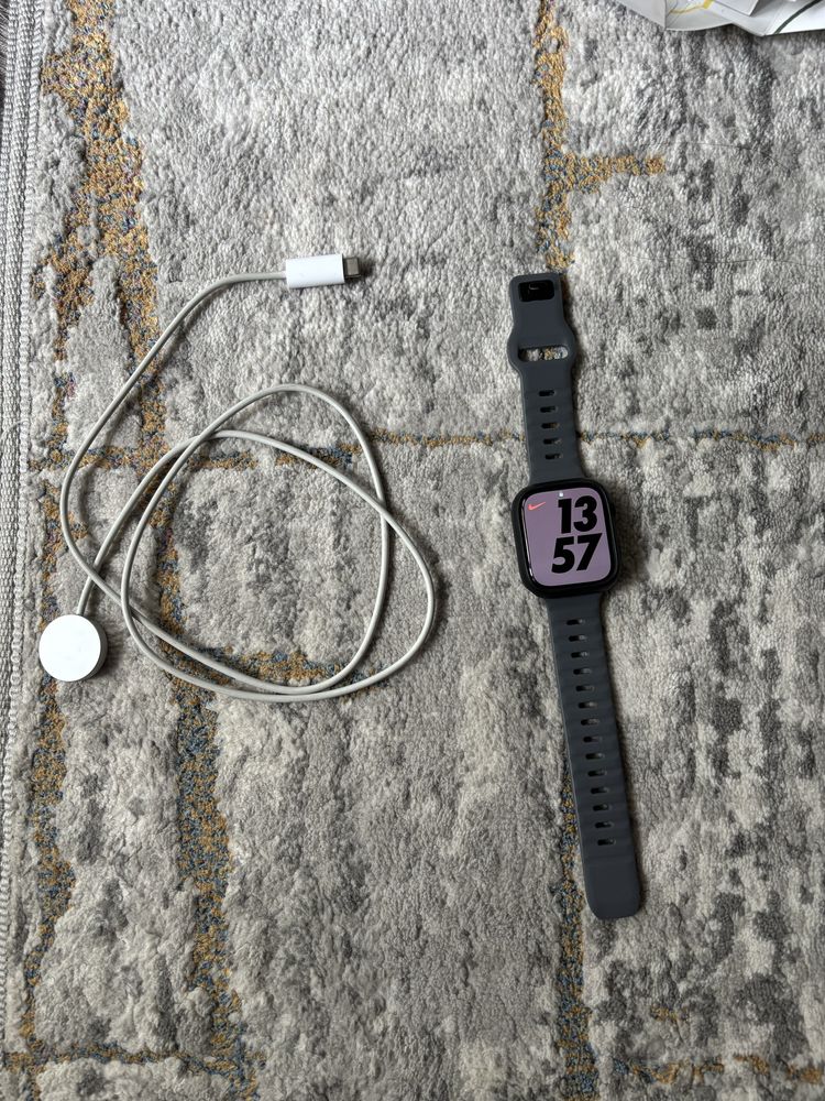 Продажа Apple Watch Series 7 45mm. Эпл-вотч 7 серия.