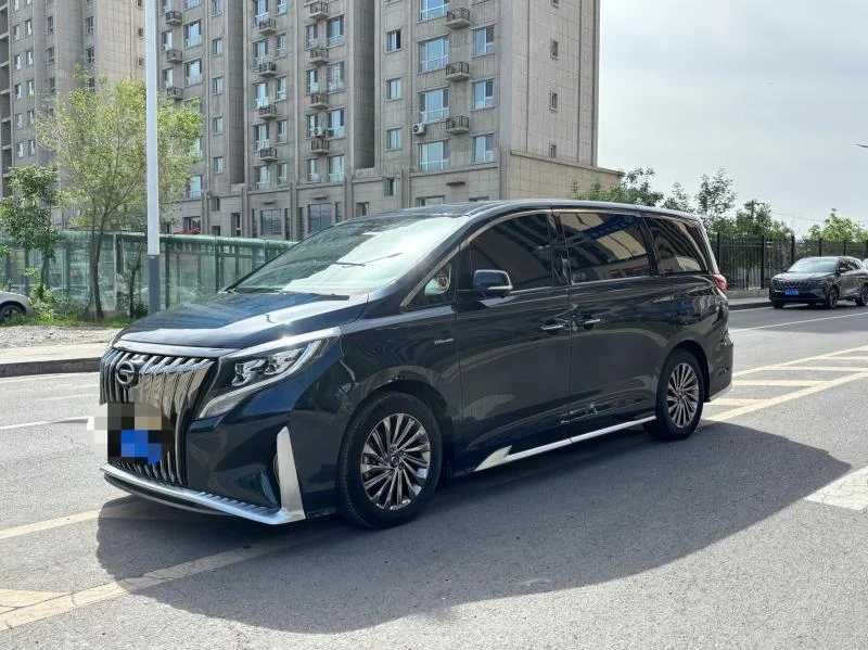2021 model GAC Trumpchi M8 Master Edition features the 390T engine.