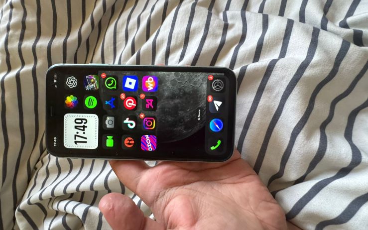 iphone 11 в отличном состояний срочно!!
