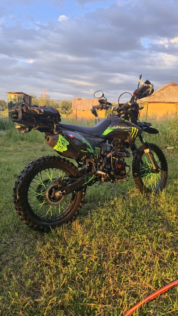 Срочно продам эндуро  06