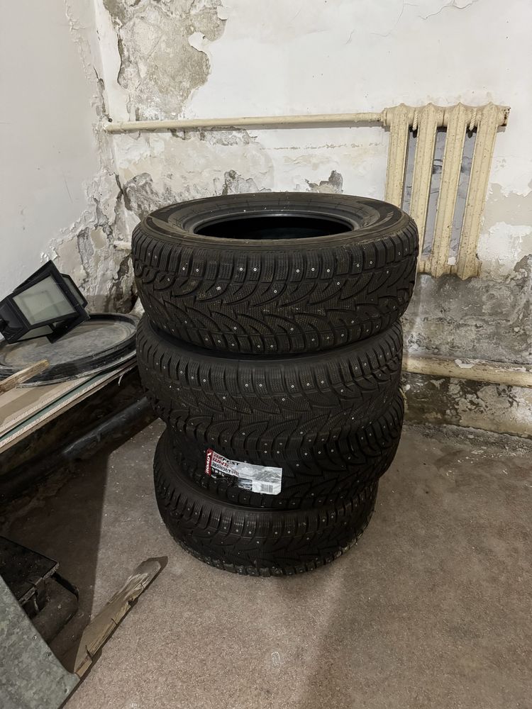 Продам шины зимние