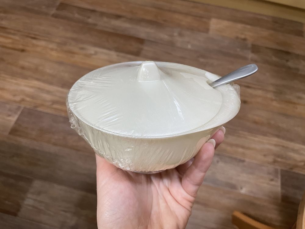 Продам солонки, сахарницу и пр.