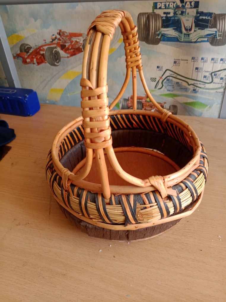 Продам племенную корзину