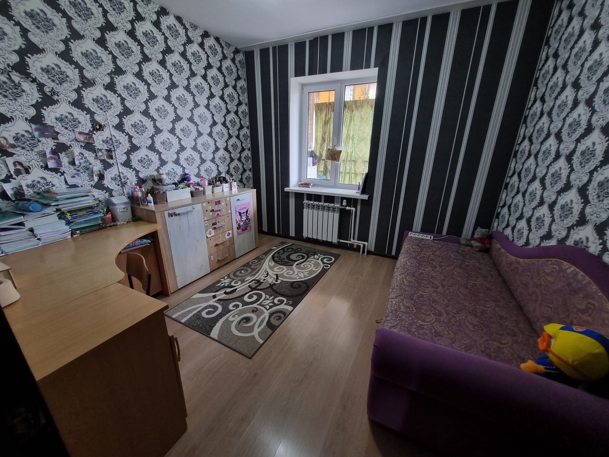 Продаётся 3-х. Комнатная квартира в 10-мик. в 25-м. Доме.