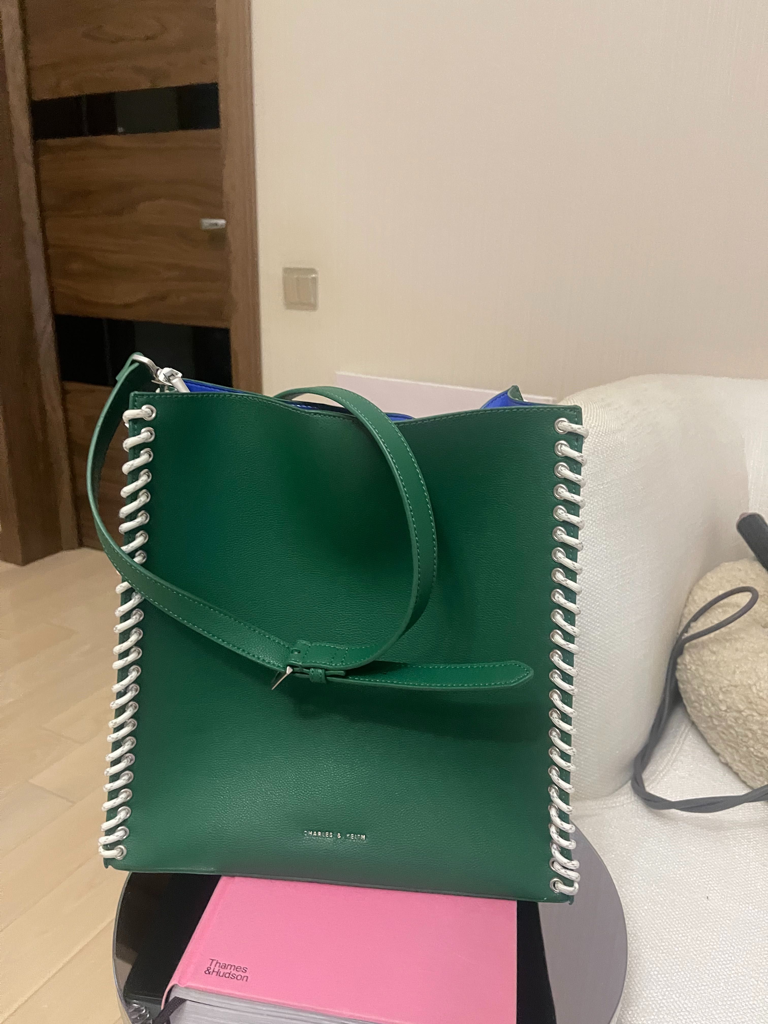 Сумка Шоппер Charles & Keith