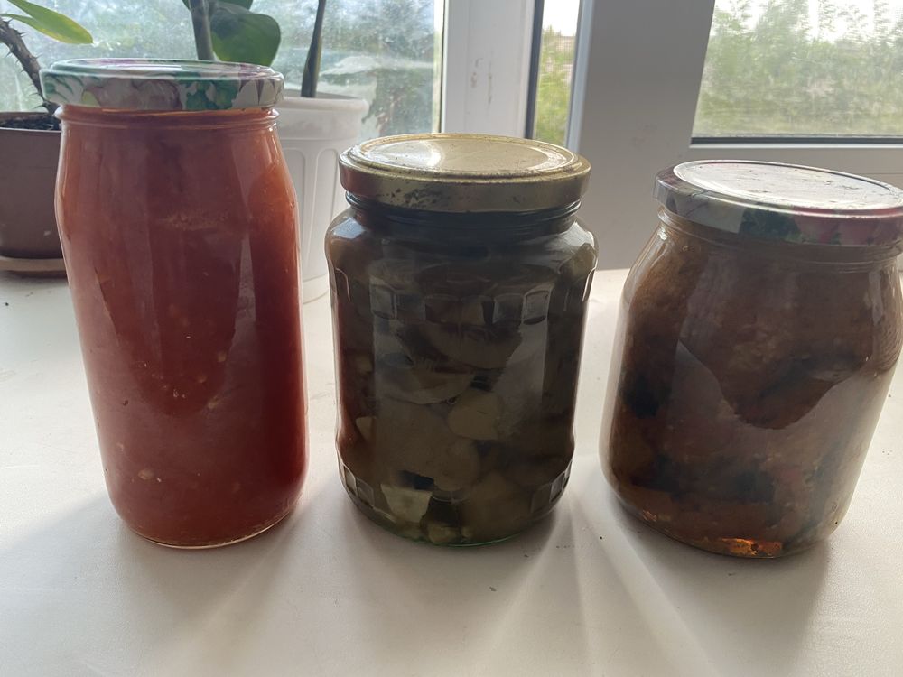 Продам маринованые грибы и домашние соленья по необычным рецептам.
