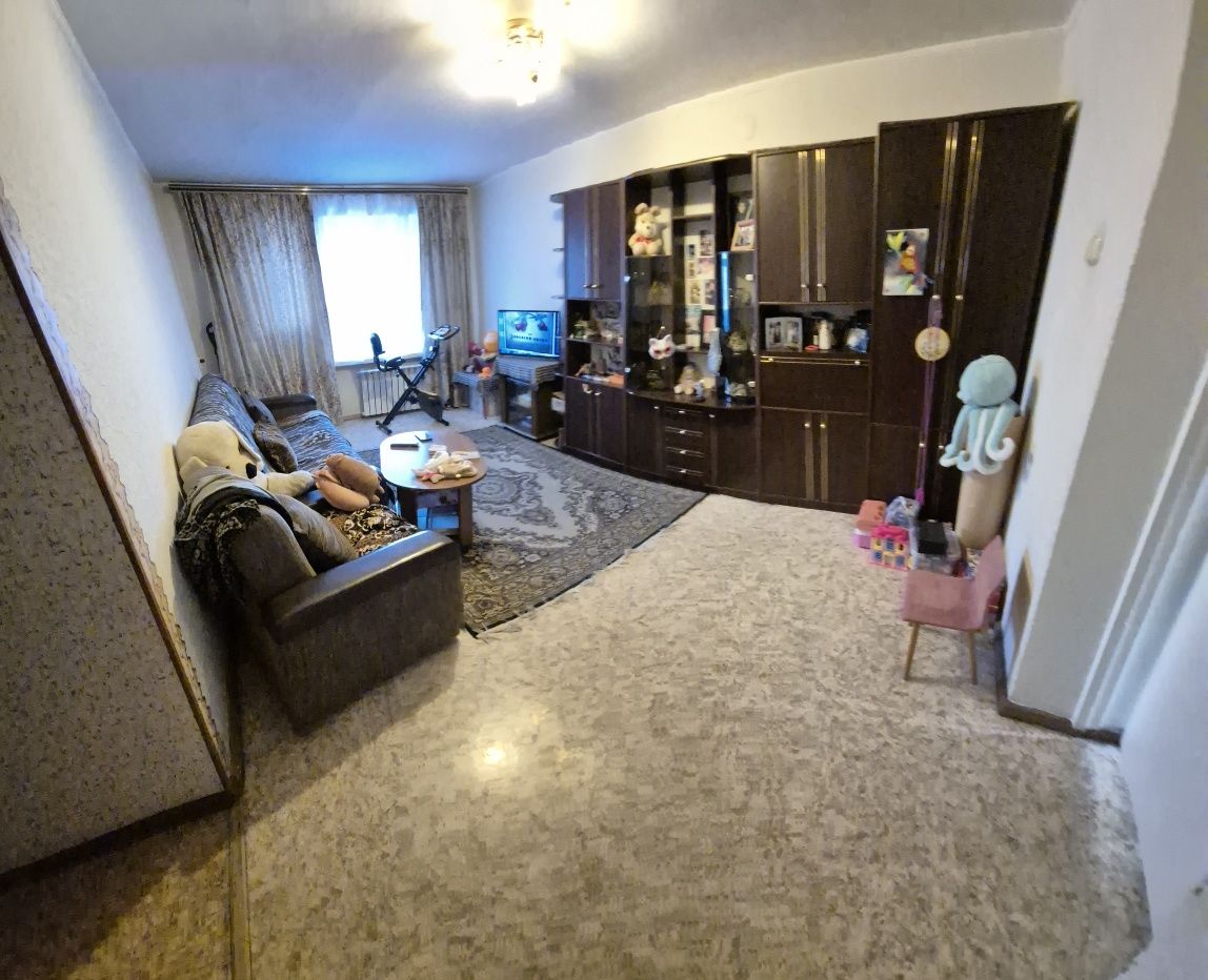 3-комнатаная квартира в центре Юго-востока