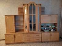Продам горку для гостиной