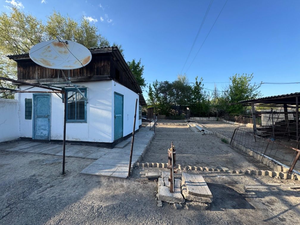 Продаётся дом в районе ойсаз(ОПХ)