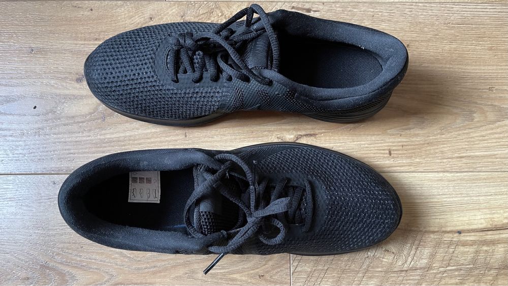 Продам кросовки Nike, оригинал