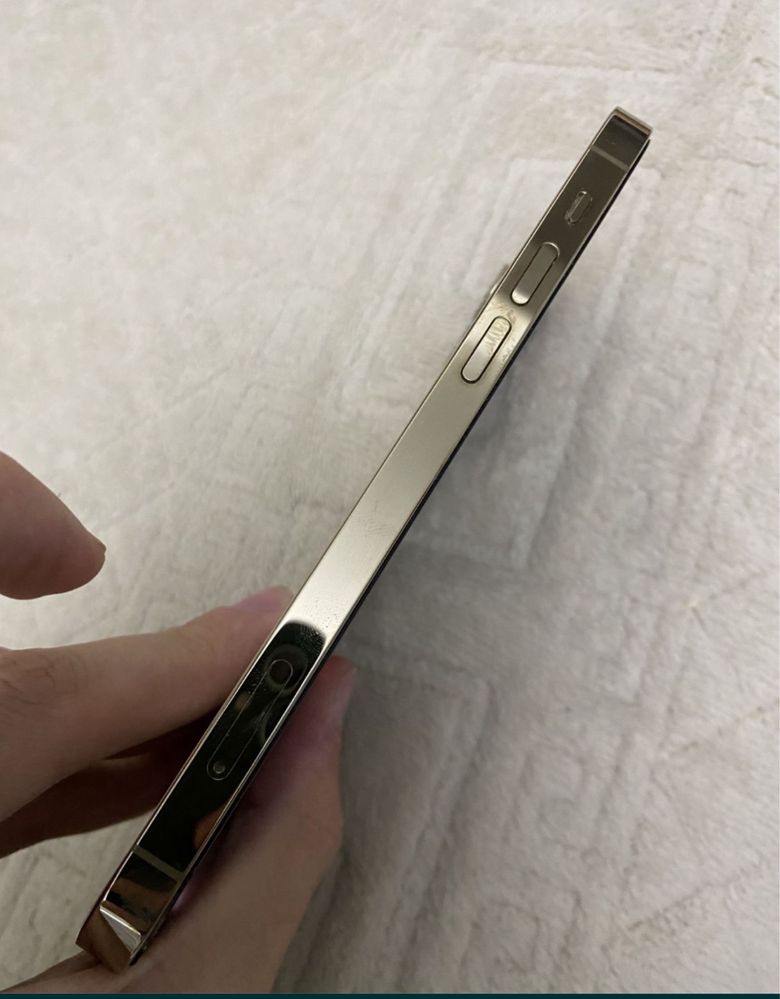 Iphone 12 Pro в отличном состояние