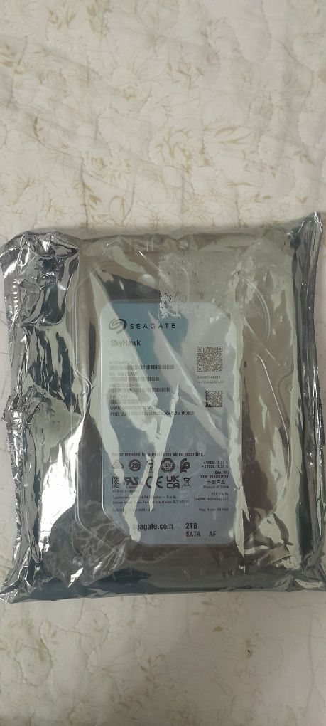 Жеский диск Тошиба 1 TB. Segat 2тб . Новый. Сегат 4тб.новый.