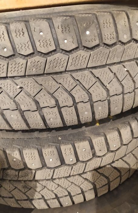 Бэушные шины 185x65R14 (2шт)