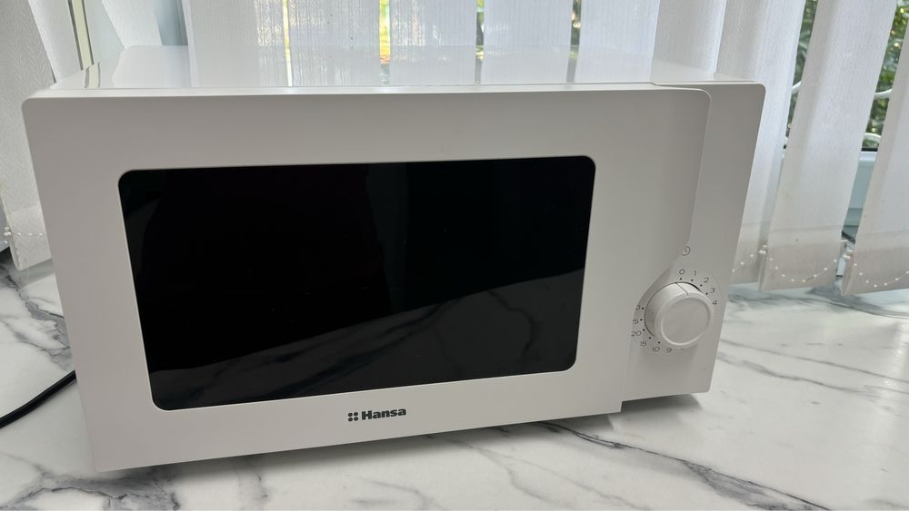 Продам микроволновка hansa