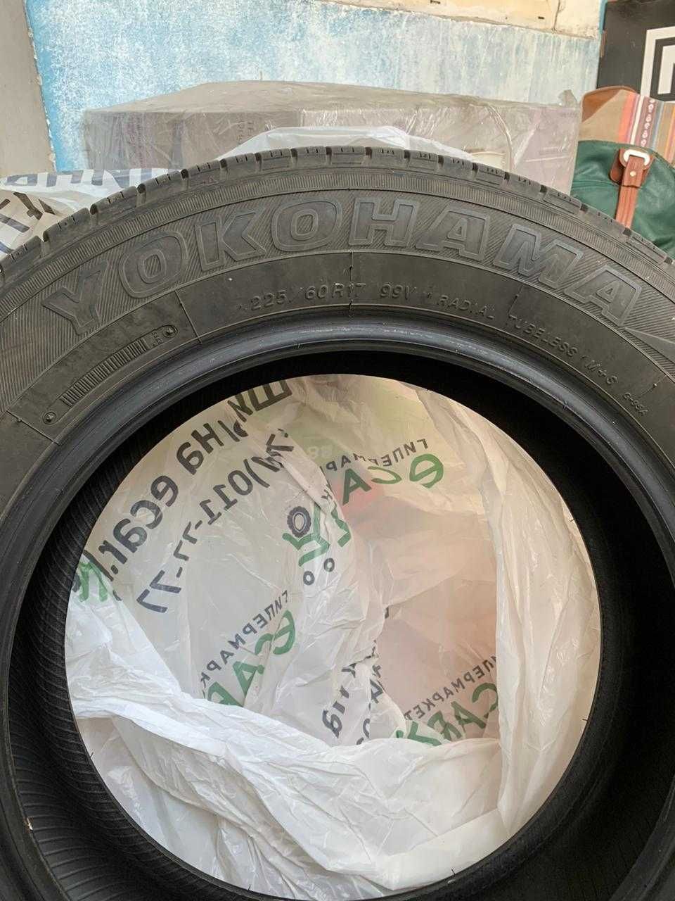 Автошины  YOKOHAMA 225/60 R17 в комплекте