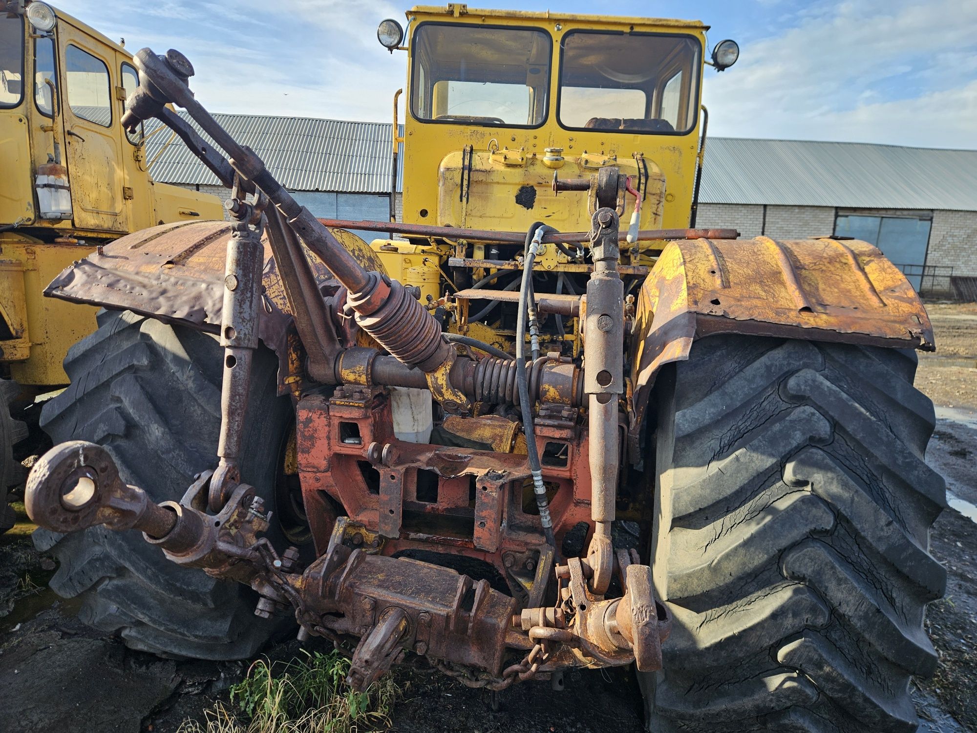 К-700 и К-701 две единицы, весы 15 тн