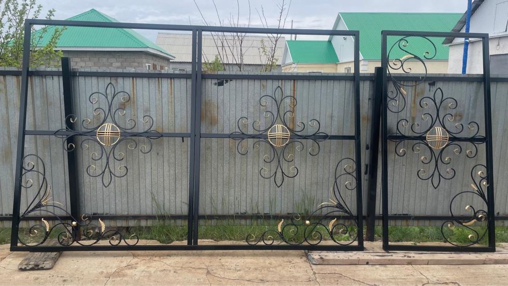Продам ворота с калиткой новый
