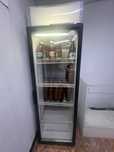 Продам витринный холодильник в хорошем состояний