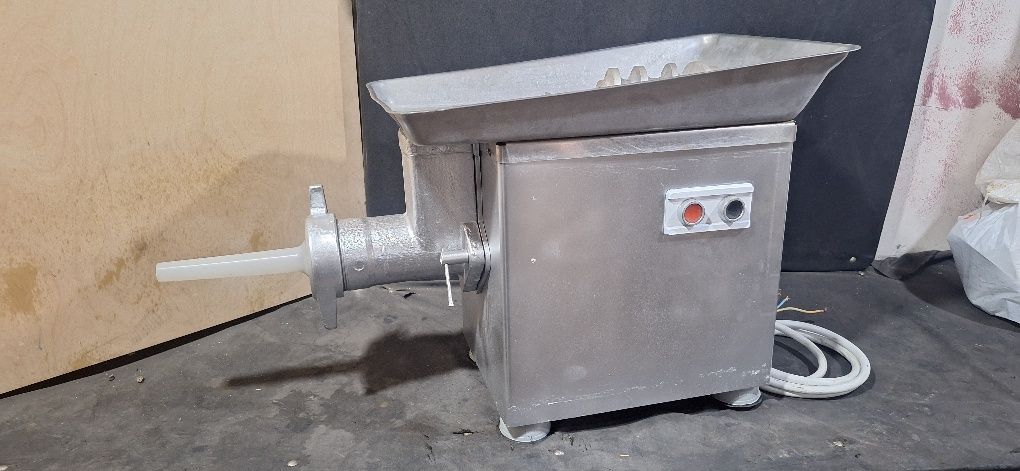 мясорубка мим 300 1.5кв