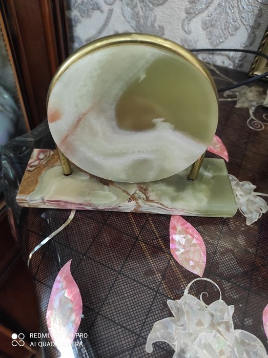 Настольные часы Quartz