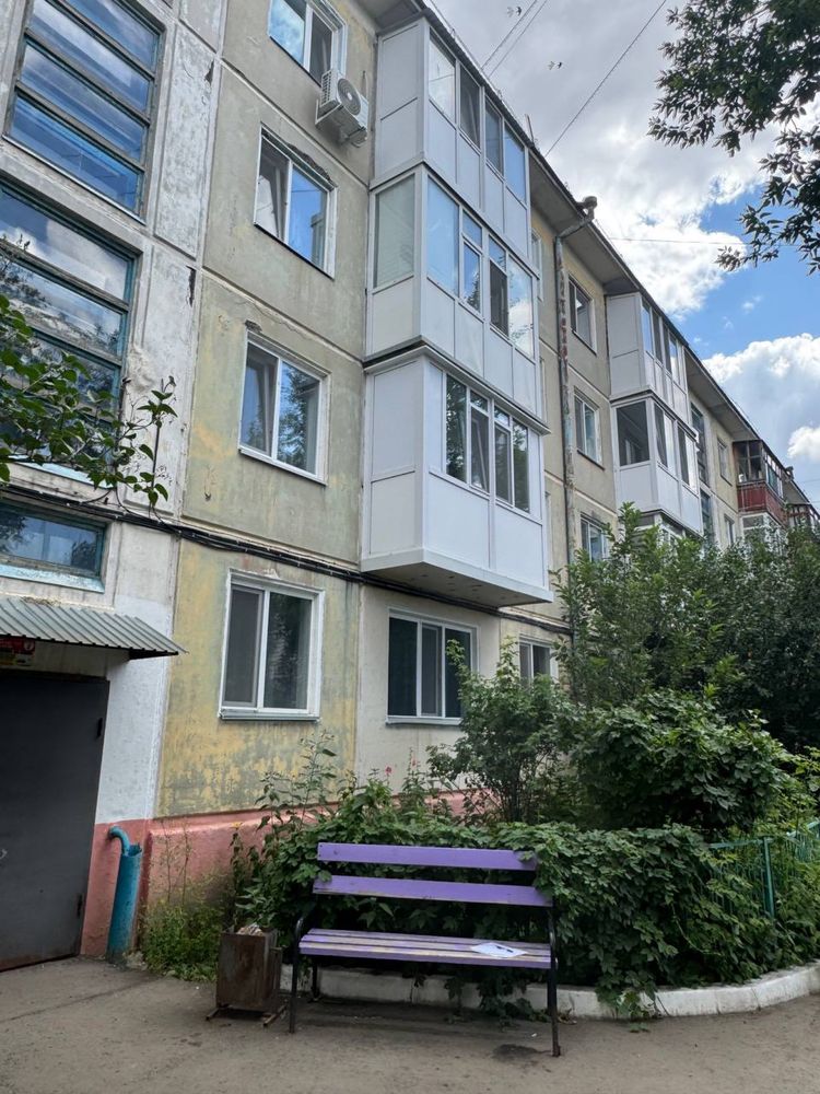 Продам трехкомнатную квартиру