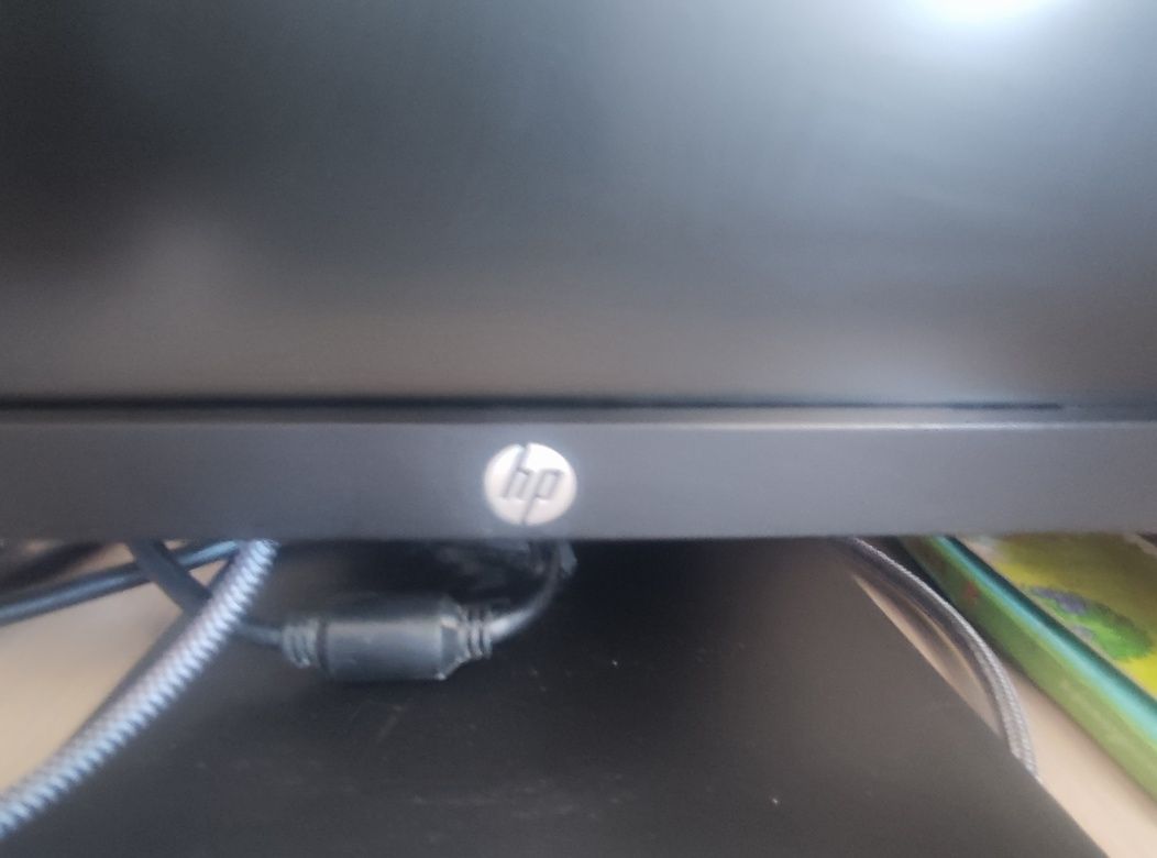 Продаются 23 дюма Монитор от HP