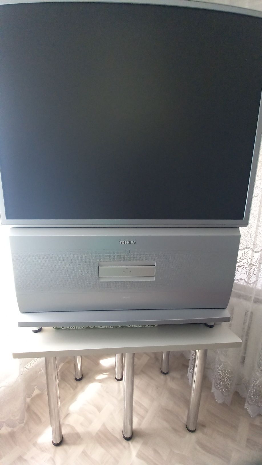 Продам телевизор "TOSHIBA"