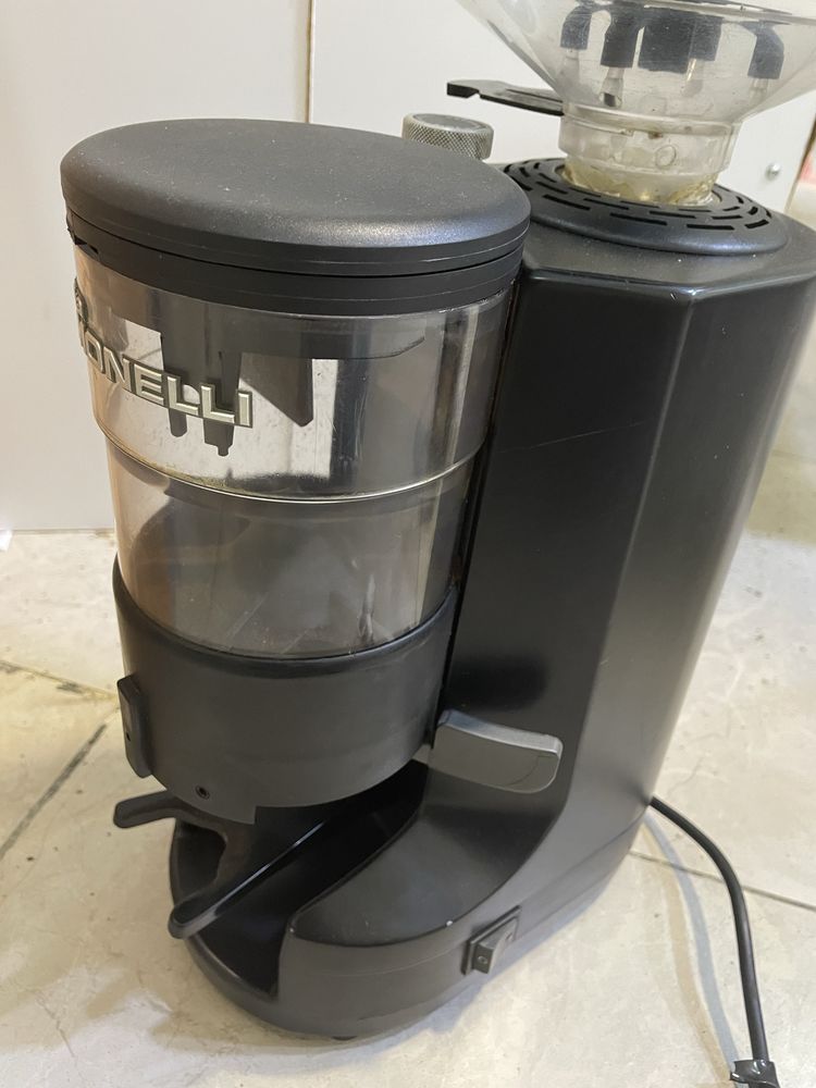 Кофемолка Nuova Simonelli