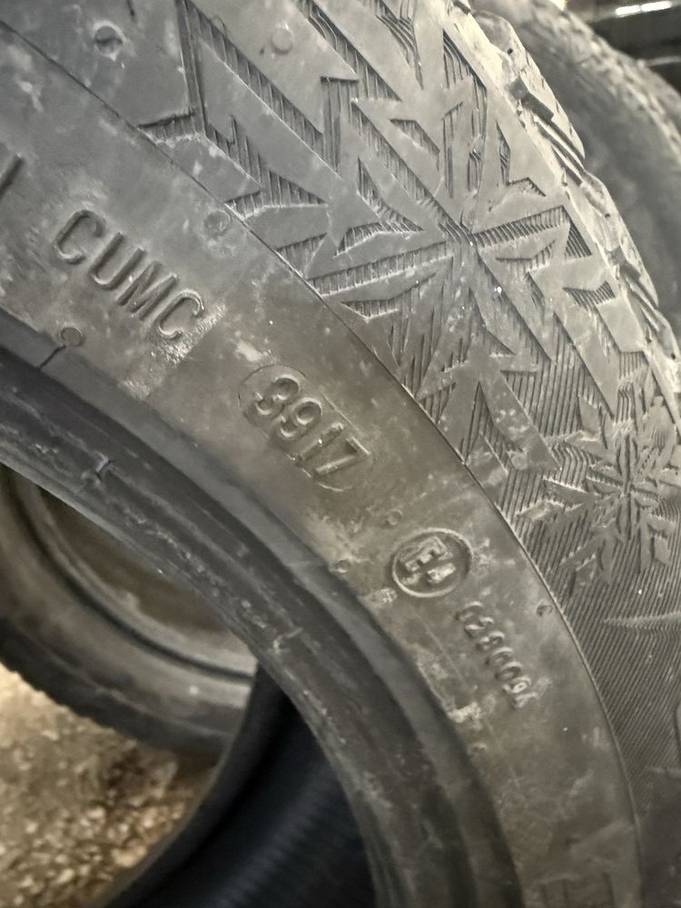 Продам зимние шины Continental IceContact 2
