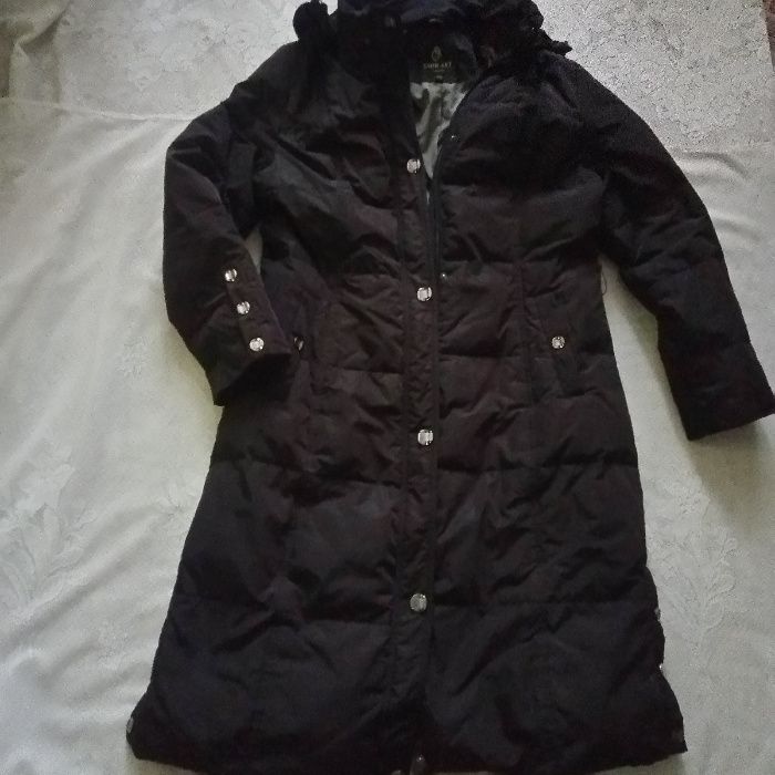 куртки 3 штуки, цена 2200 за шт