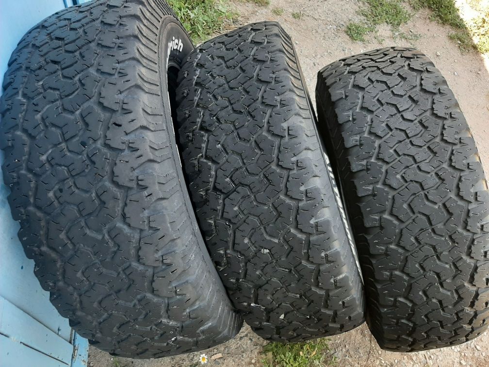 Продам шины 265/70/17 гудрич