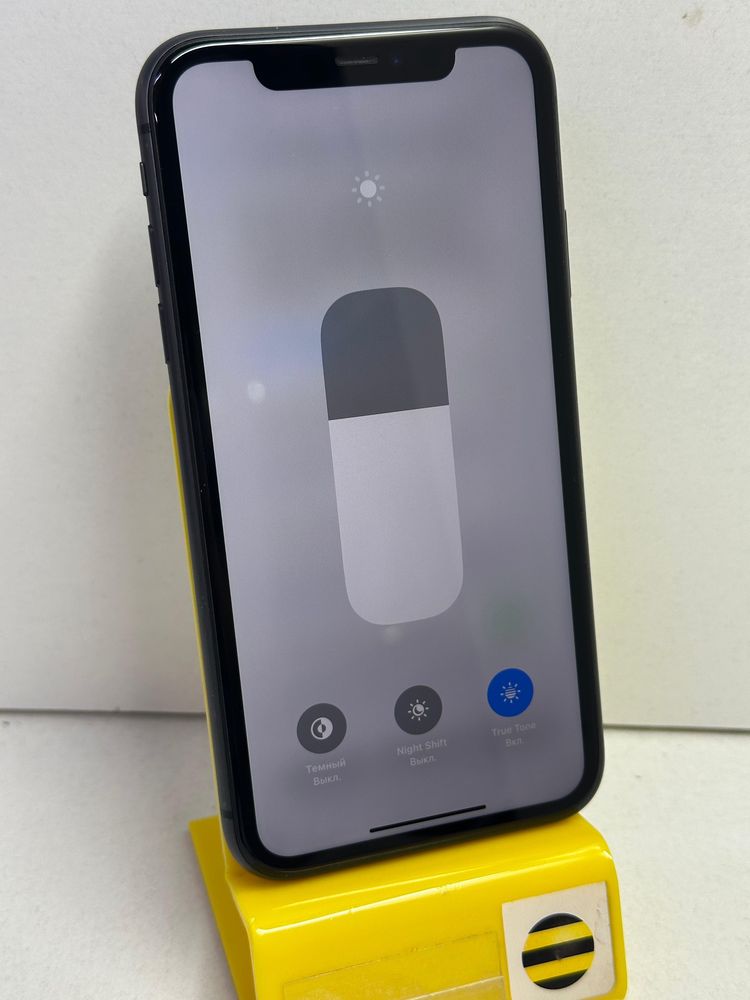 Продам Iphone 11