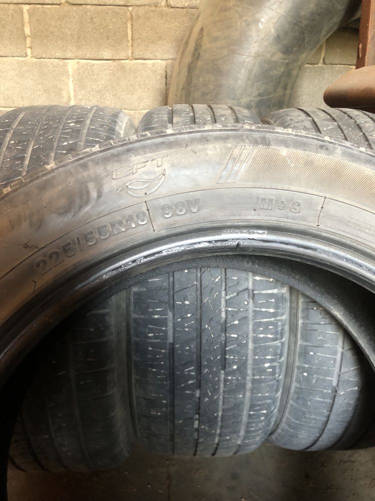 Продам резину 225/55/R18