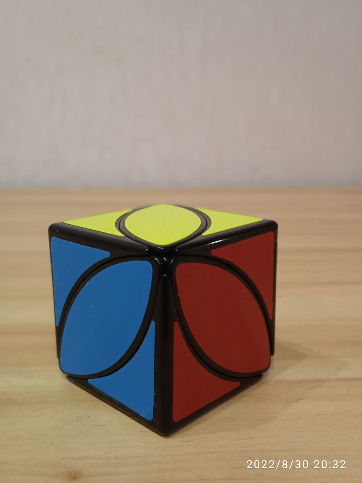 Кубик Кубик Айви Кьюб