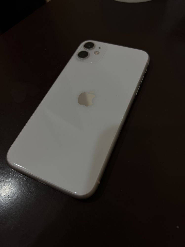 iPhone 11 128 гб ёмкость 78%