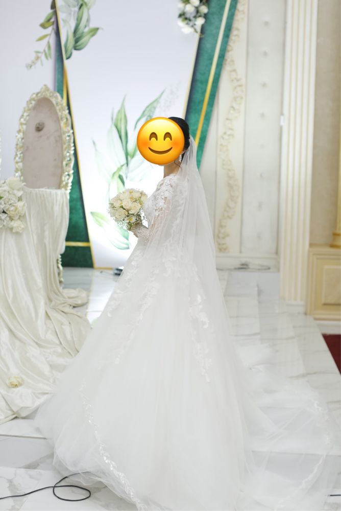 Свадебное платье