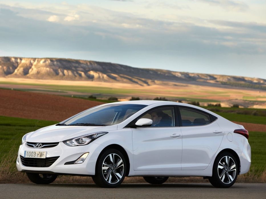 Решетка радиатора Hyundai Elantra 13- Хюндай Элантра Елантра 13