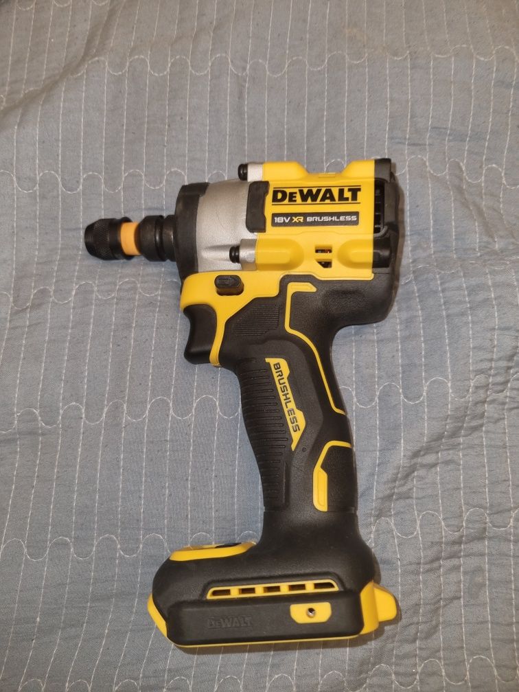 Гайкаверт Dewalt