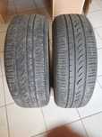 Продам 2 шины 215/65 R16