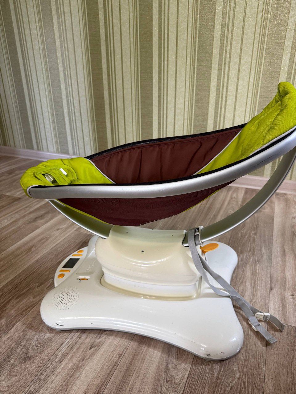 Mamaroo продам электро качалку детскую