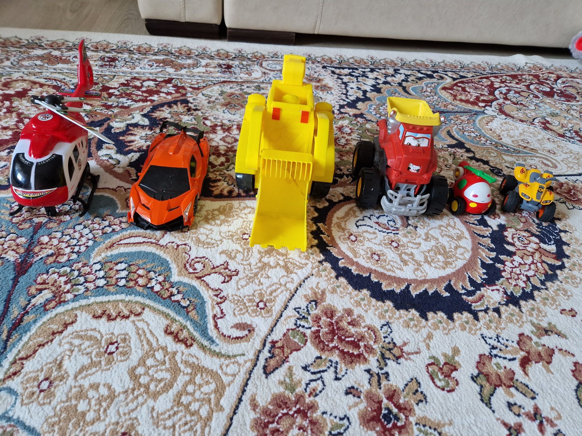 Продам детские игрушки